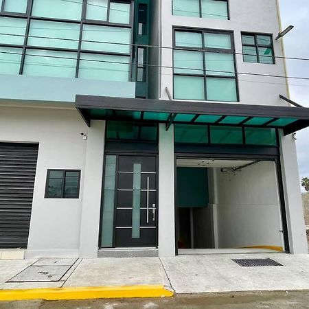 Luxury 2Br Condo ロサリト エクステリア 写真